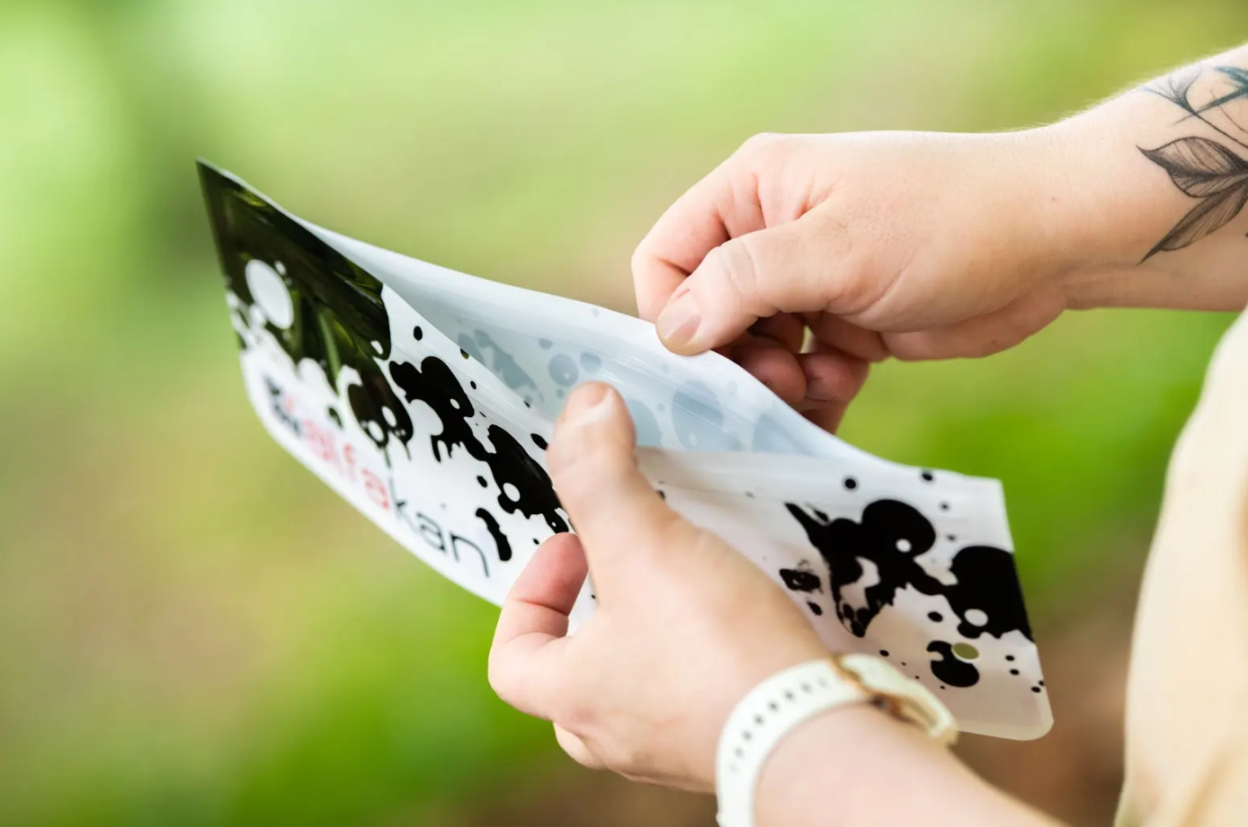 Zložljiva posodica za vodo